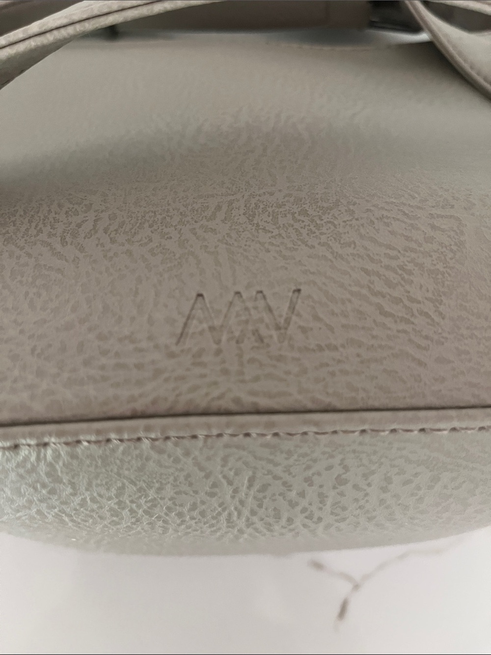 Matt & Nat NEW Sam Vegan Grain Leather Crossbody Bag Purse in Plateau - Picture 10 of 14
